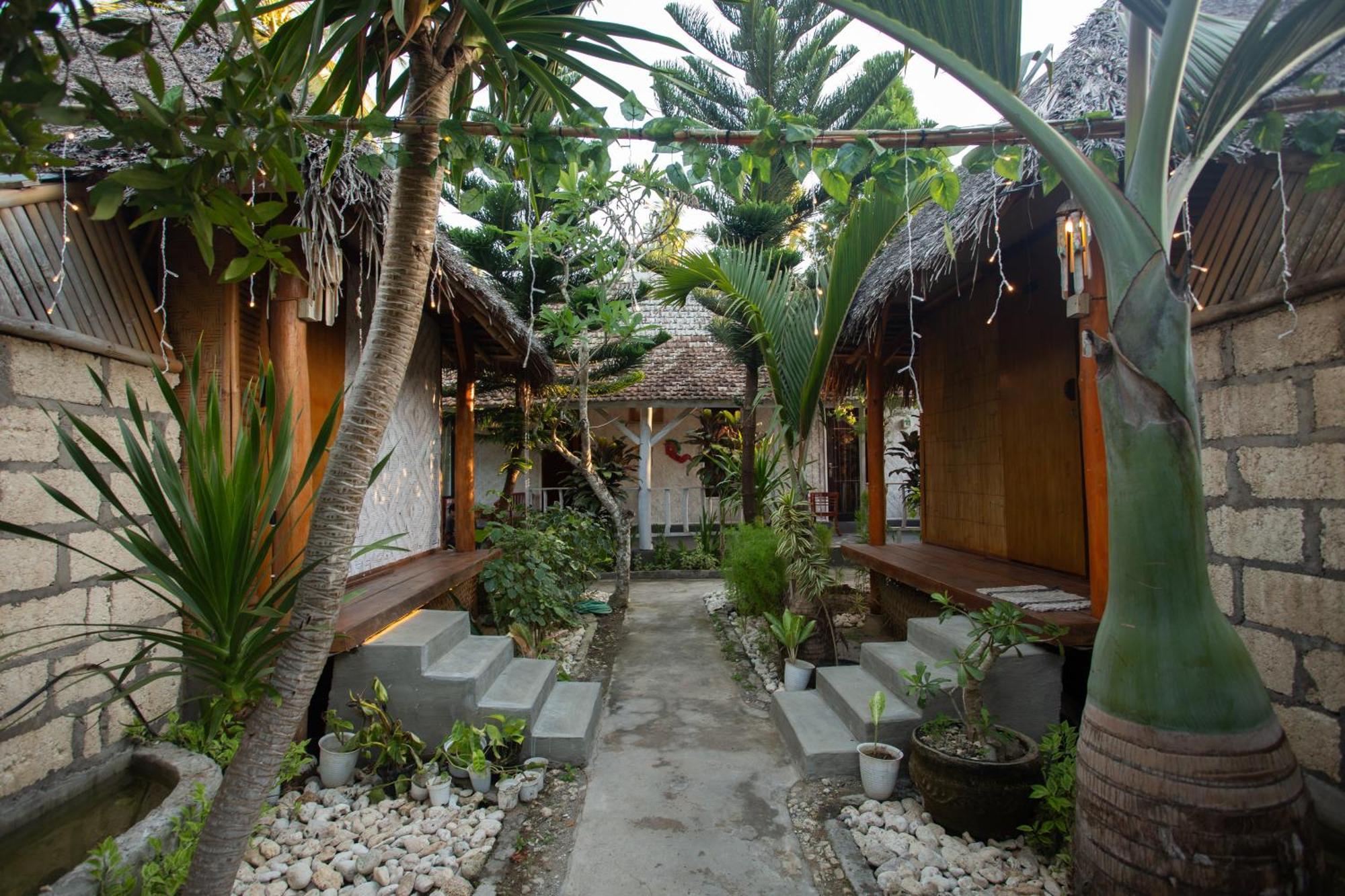 Fullmoon Bungalows Toyapakeh 外观 照片