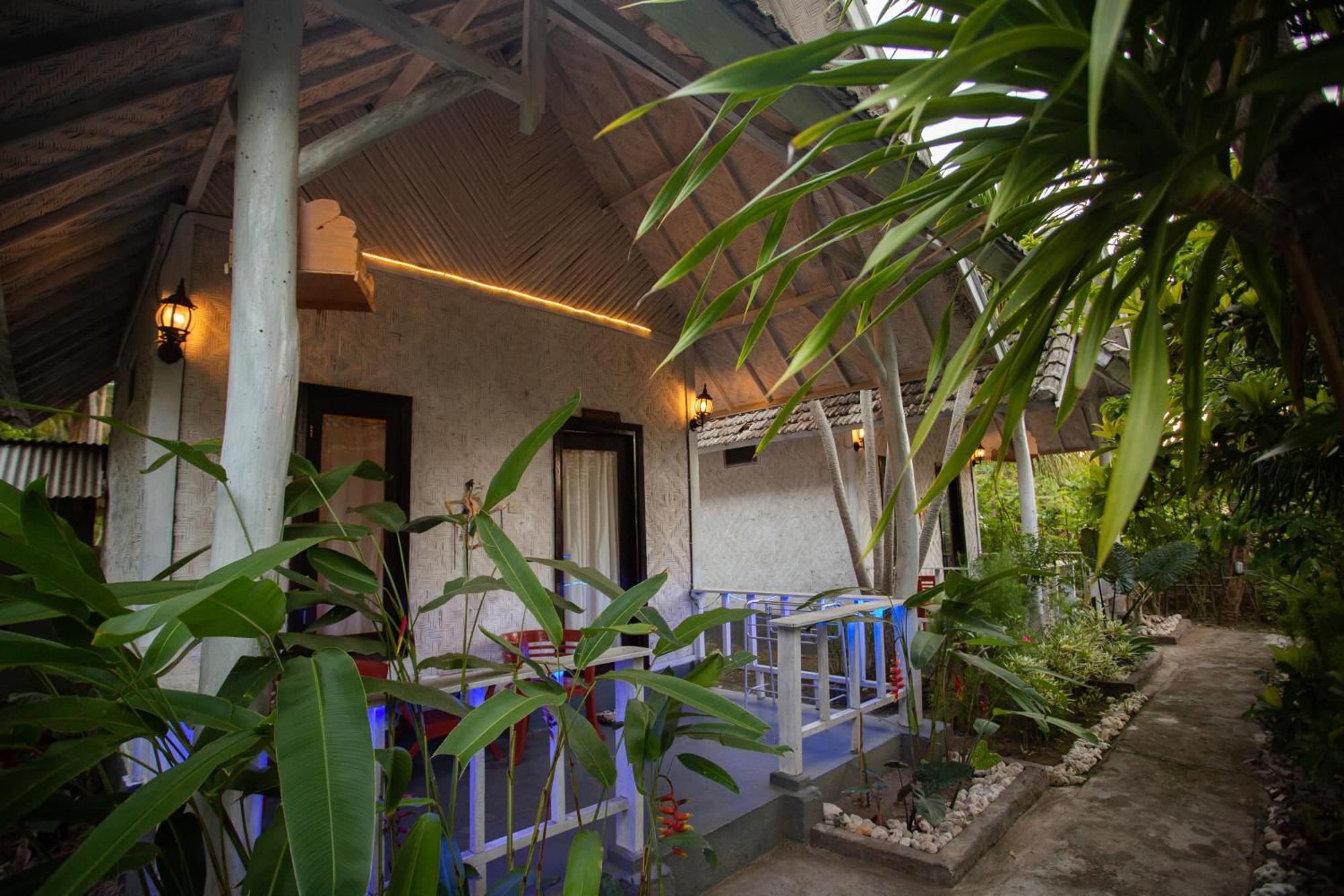 Fullmoon Bungalows Toyapakeh 外观 照片
